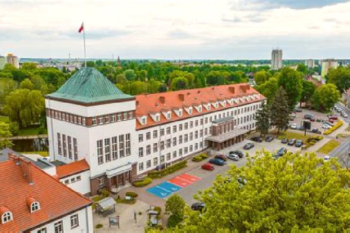 Zoe, 30 — Escort in Brzyskorzystewko, Poland