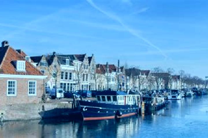 Zoe, 30 — Escort in Hellevoetsluis, Netherlands