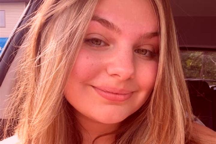 Zoe, 30 — Escort in Muhlenberg Park, United States