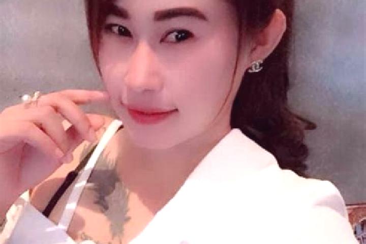 Zoe, 30 — Escort in Pluak Daeng, Thailand