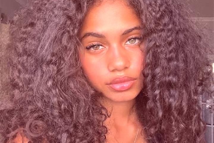 Zoe, 31, a black blue-eyed ebony companion based in Daryapur Kalan. Offering Striptease, Massage, CIM, Roleplay, Erotic Massage. Available for incall and out...