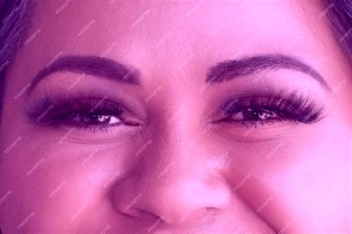 Zoe, 31, a black green-eyed latina companion based in Loma Tendida. Offering GFE, CIM, BDSM. Available for incall and outcall, day and evening dates.