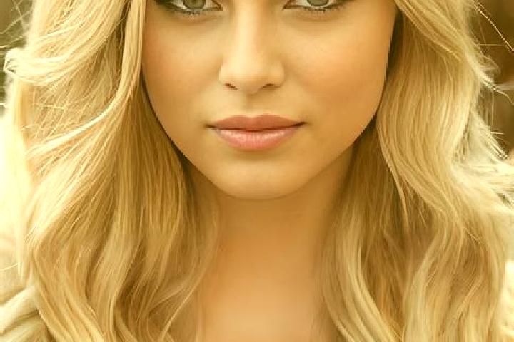 Zoe, 31, a blonde grey-eyed middle eastern companion based in Agarak. Offering Deep French Kissing, A-Level, Domination. Available for incall and outcall, ov...