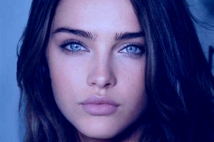 Zoe, 31, a brunette dark-eyed asian companion based in Miasteczko Slaskie. Offering Party Girl, Couples, CIM, GFE. Available for incall and outcall, overnigh...