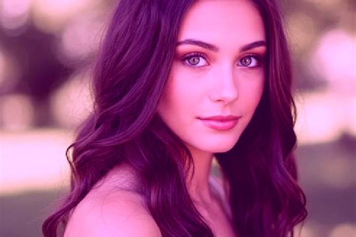 Zoe, 31, a brunette hazel-eyed caucasian companion based in Tjome. Offering Travel Companion, CIM, Massage. Available for incall and outcall, day and evening...
