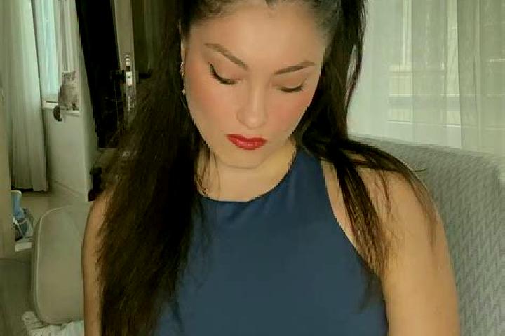 Zoe, 31 — Escort in Aygut, Armenia