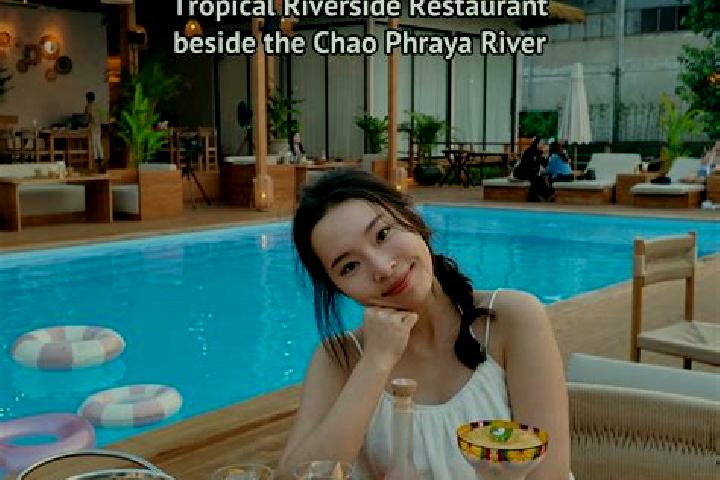 Zoe, 31 — Escort in Khwaeng Bang Khae, Thailand