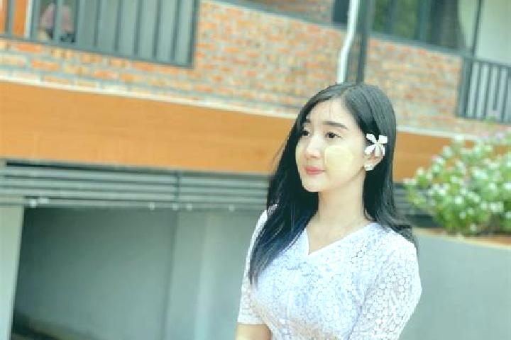 Zoe, 31 — Escort in Ye Su, Myanmar