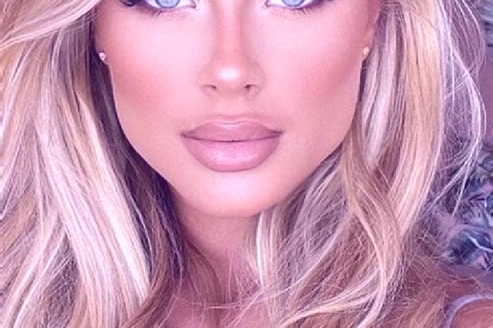 Zoe, 32, a blonde blue-eyed latina companion based in Oberasbach. Offering Girlfriend Experience, BDSM, Massage. Available for incall and outcall, day and ev...