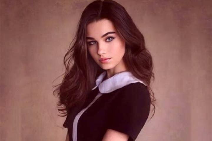 Zoe, 32, a brunette grey-eyed slavic companion based in Johnstown Bridge. Offering BDSM, Girlfriend Experience. Available for incall and outcall, overnight b...