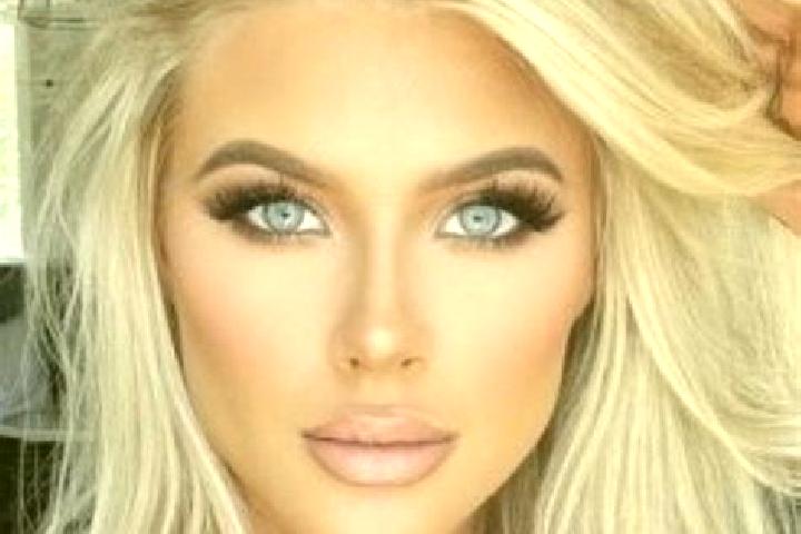 Zoe, 32, a platinum blonde blue-eyed caucasian companion based in Floriana. Offering OWO, GFE, Fetish, Prostate Massage. Available for incall and outcall, ov...