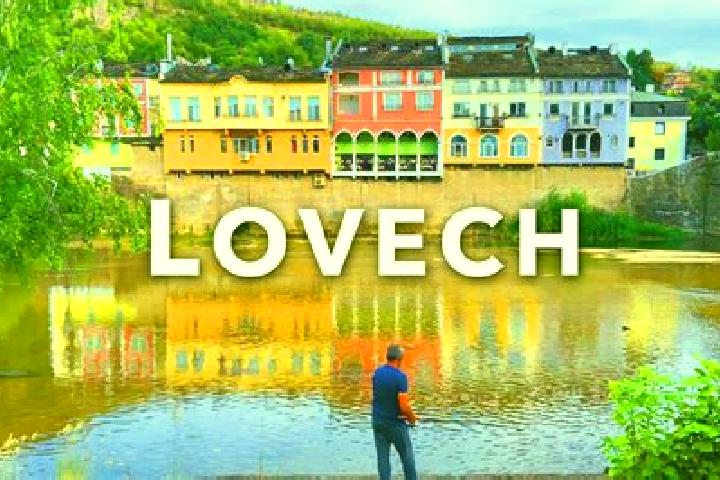 Zoe, 32 — Escort in Lovech, Bulgaria