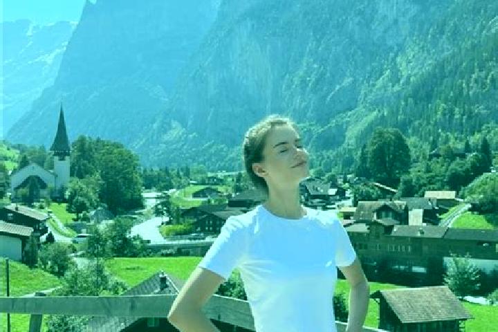 Zoe, 32 — Escort in Rohrbach, Switzerland