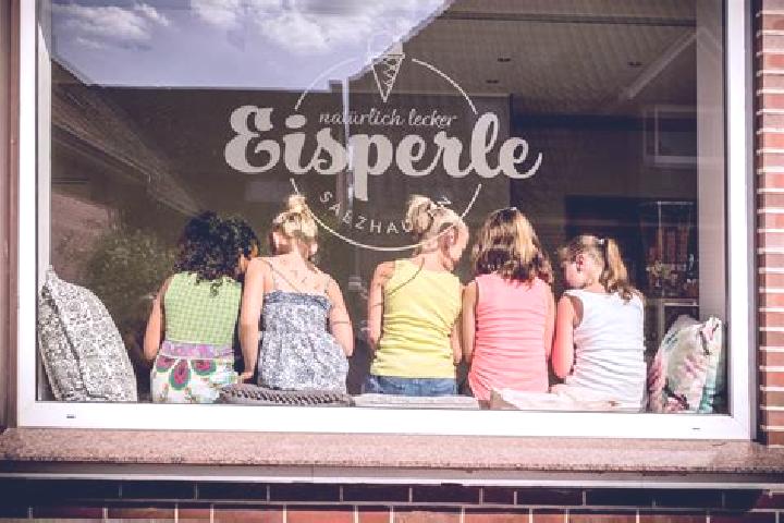 Zoe, 32 — Escort in Toppenstedt, Germany