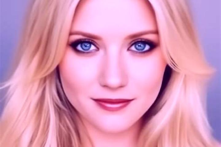 Zoe, 33, a blonde amber-eyed indian companion based in Brestanica. Offering Domination, Couples, Fetish, OWO, Overnight. Available for incall and outcall, ov...
