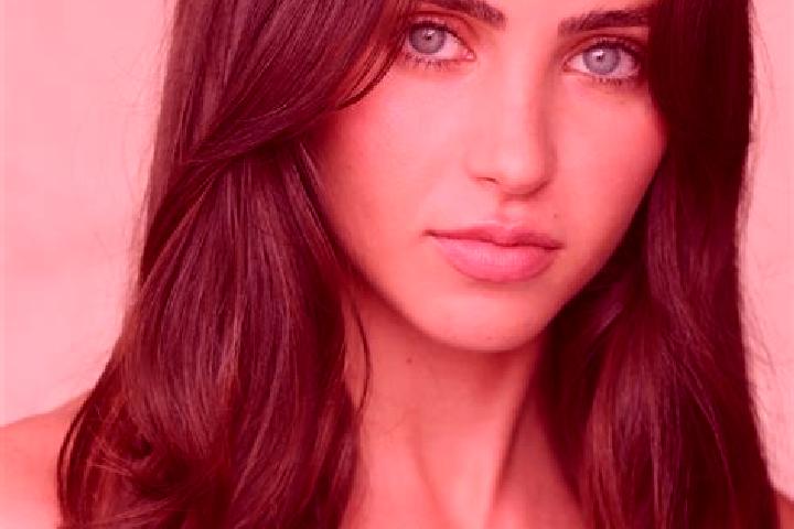 Zoe, 33, a blonde brown-eyed indian companion based in Piedade. Offering Massage, GFE, Dinner Date, Duos. Available for incall and outcall, overnight booking...