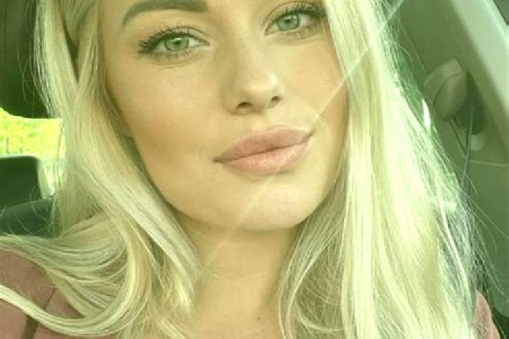 Zoe, 33, a blonde hazel-eyed caribbean companion based in Kampong Trabaek. Offering Party Girl, Duos, Fetish, Travel Companion. Available for incall and outc...