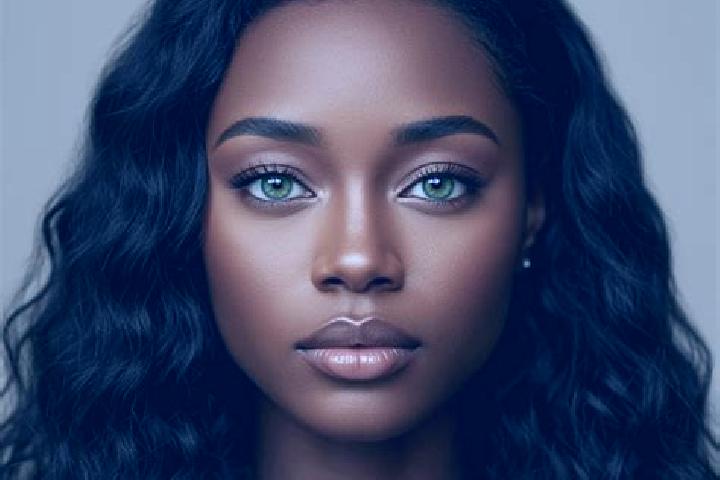 Zoe, 33, a brunette green-eyed ebony companion based in Niikappu. Offering CIM, GFE, Roleplay. Available for incall and outcall, day and evening dates.
