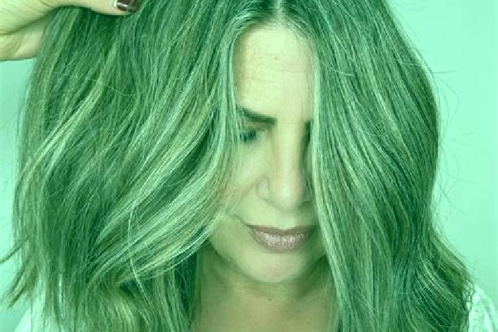 Zoe, 33, a dark blonde grey-eyed latina companion based in Messias. Offering BDSM, GFE, Tantra. Available for incall and outcall, overnight bookings available.