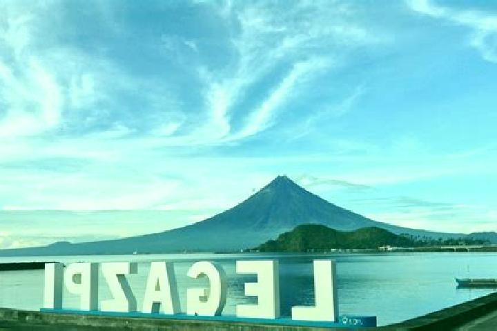 Zoe, 33 — Escort in Bigaa, Philippines