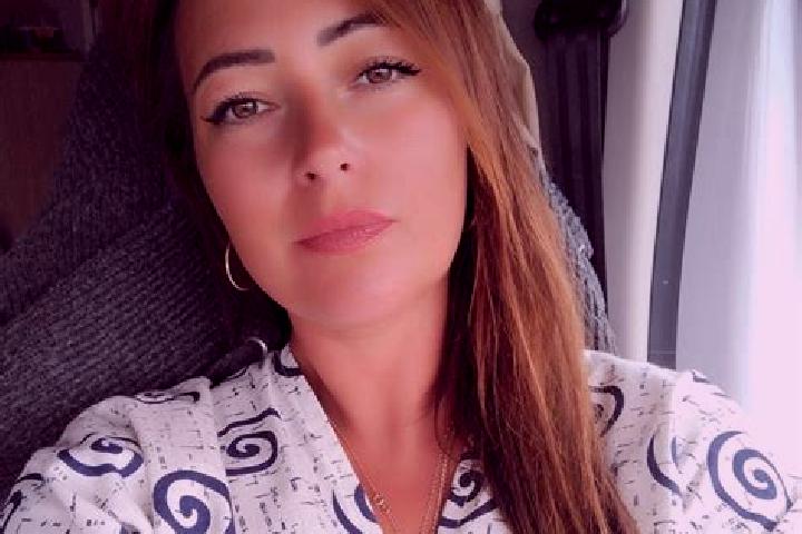 Zoe, 33 — Escort in Champigny-le-Sec, France