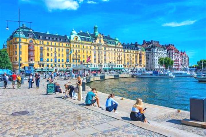 Zoe, 33 — Escort in Kil, Sweden