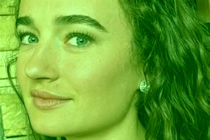 Zoe, 33 — Escort in Narberth, United States