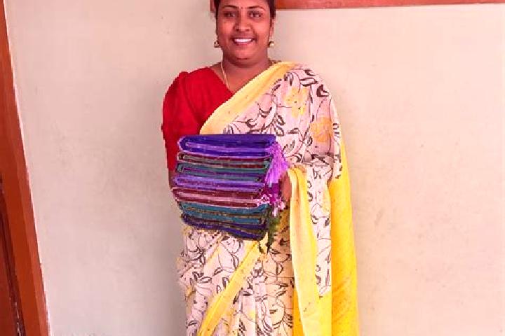 Zoe, 33 — Escort in Sirumugai, India