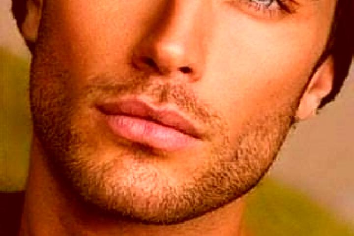 Zoe, 34, a black blue-eyed slavic companion based in Glenella. Offering Duos, Domination, Massage. Available for incall and outcall, day and evening dates.