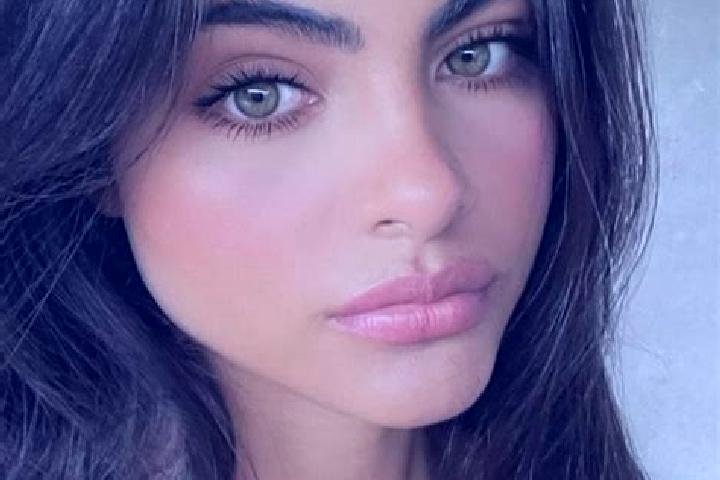 Zoe, 34, a black hazel-eyed caucasian companion based in Afsin. Offering Duos, Dinner Date, Striptease, Travel Companion. Available for incall and outcall, d...