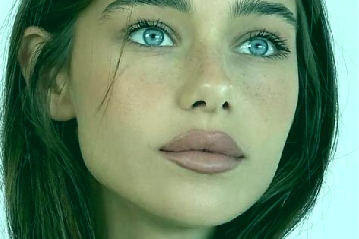 Zoe, 34, a brunette brown-eyed european companion based in Atholi. Offering 69, GFE, Travel Companion, Domination, BDSM. Available for incall and outcall, ov...