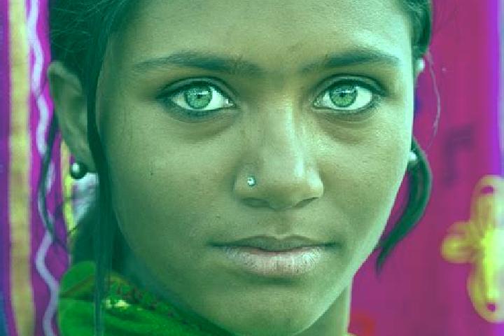 Zoe, 34, a red green-eyed indian companion based in Aramango. Offering Fetish, Duos, 69. Available for incall and outcall, overnight bookings available.