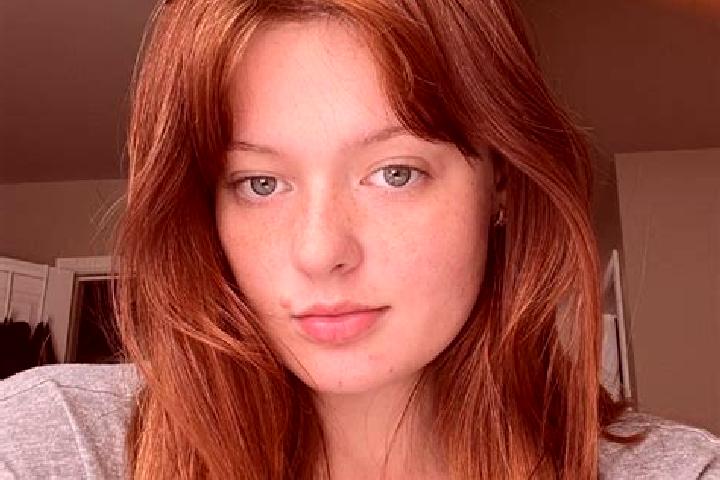 Zoe, 34, a red hazel-eyed caucasian companion based in Liskow. Offering OWO, Travel Companion, Deep French Kissing, Dinner Date. Available for incall and out...