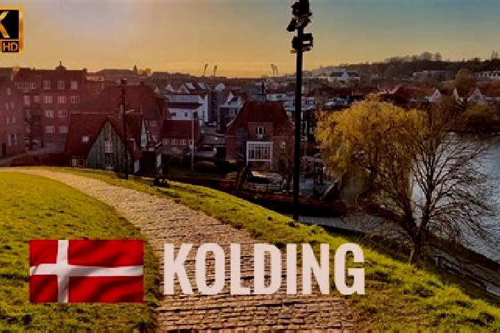 Zoe, 34 — Escort in Assentoft, Denmark