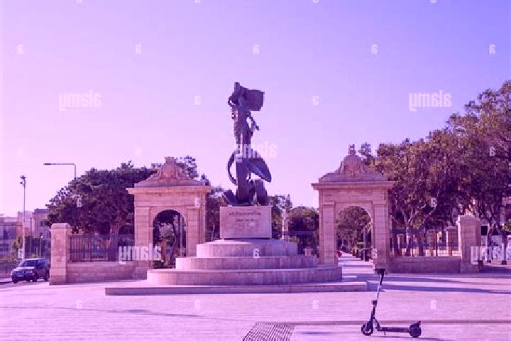 Zoe, 34 — Escort in Floriana, Malta