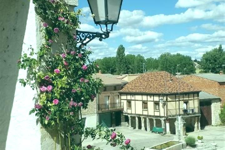 Zoe, 34 — Escort in Hontoria de Valdearados, Spain
