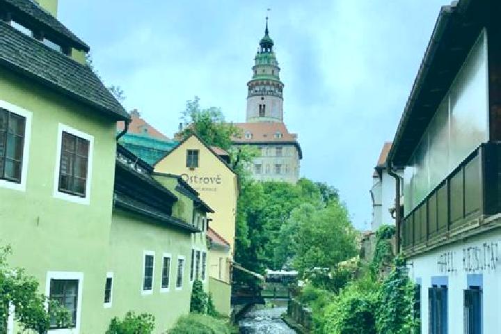 Zoe, 34 — Escort in Krumau am Kamp, Austria