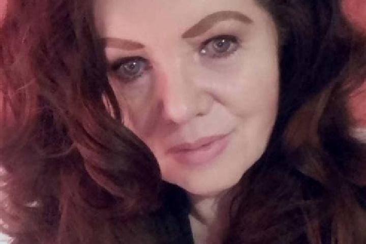 Zoe, 34 — Escort in Peruc, Czech Republic