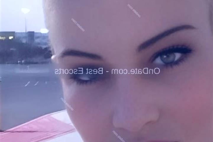 Zoe, 34 — Escort in Sawtelle, United States