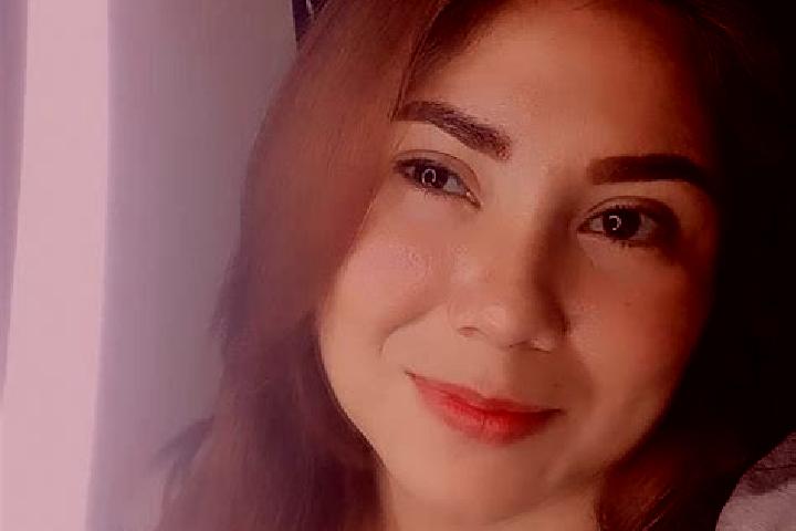 Zoe, 34 — Escort in Yar-Sale, Russia