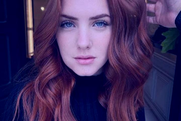 Zoe, 35, a auburn blue-eyed middle eastern companion based in Pirallahi. Offering GFE, Deep French Kissing, Roleplay, Erotic Massage. Available for incall an...