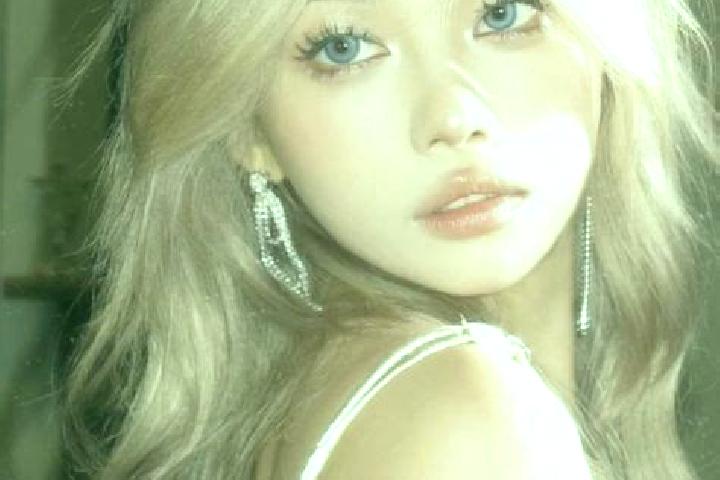 Zoe, 35, a blonde grey-eyed asian companion based in Pallca. Offering A-Level, Fetish, Tantra. Available for incall and outcall, overnight bookings available.