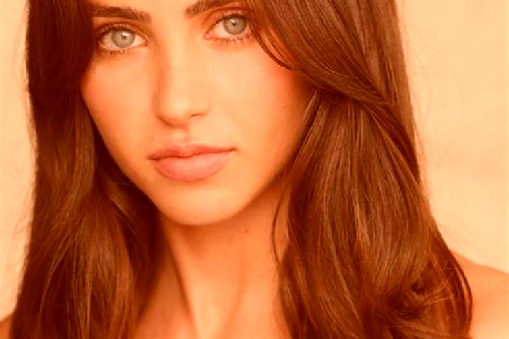 Zoe, 35, a brunette green-eyed slavic companion based in Langeais. Offering Dinner Date, Tantra, Prostate Massage. Available for incall and outcall, overnigh...