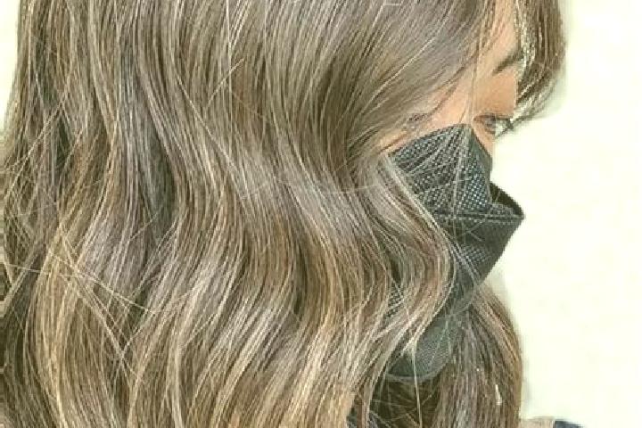 Zoe, 35, a brunette grey-eyed caucasian companion based in Takeshiken. Offering Erotic Massage, Duos, Travel Companion, Dinner Date. Available for incall and...