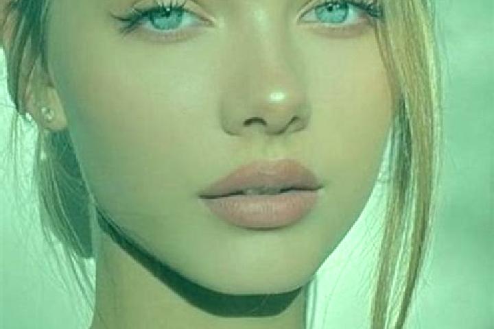 Zoe, 35, a dark blonde blue-eyed mediterranean companion based in Plevna. Offering Roleplay, BDSM, Dinner Date. Available for incall and outcall, day and eve...