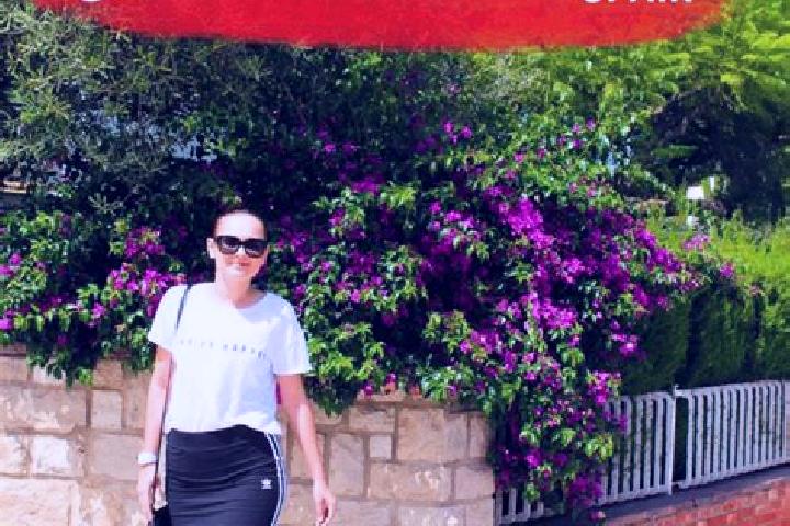 Zoe, 35 — Escort in Benassal, Spain