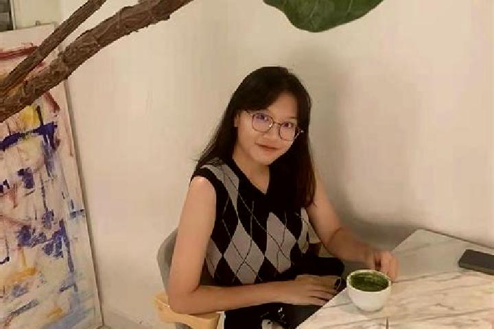 Zoe, 35 — Escort in Buduan Ghejeh, Indonesia