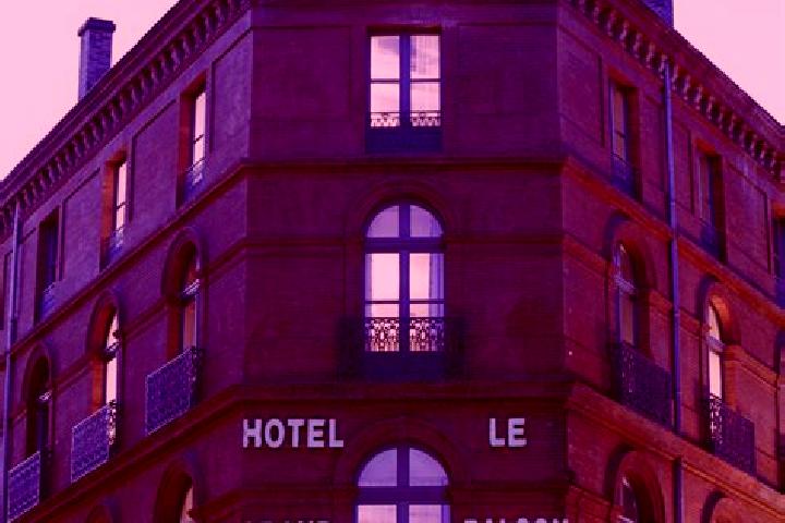 Zoe, 35 — Escort in Cuq-Toulza, France