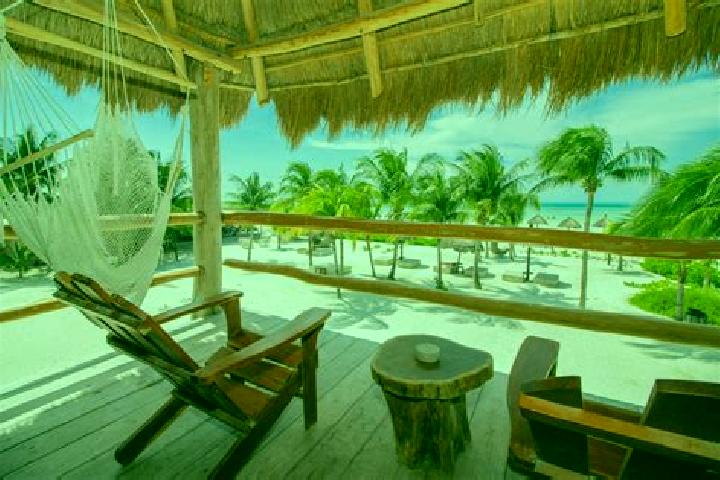 Zoe, 35 — Escort in Isla Holbox, Mexico