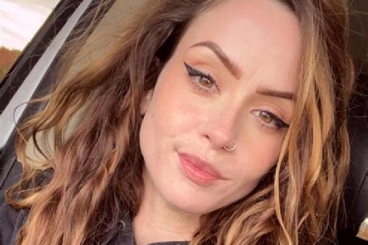Zoe, 35 — Escort in Jenison, United States